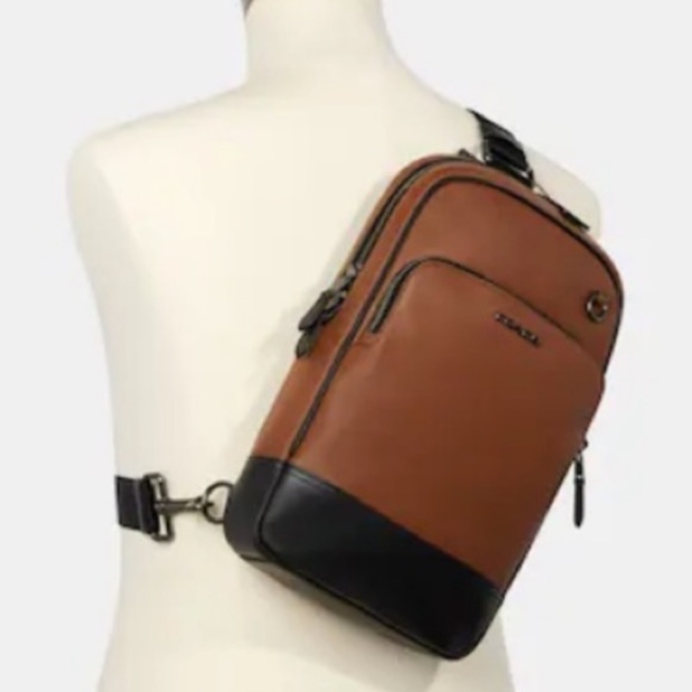 Coach Graham Pack Crossbody